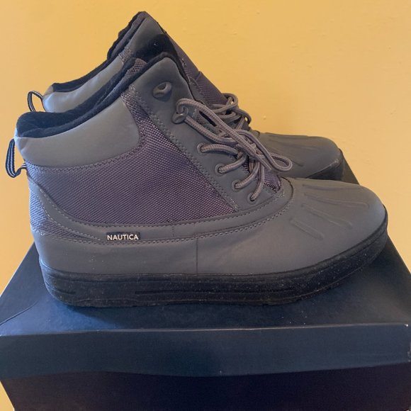 Nautica New Bedford Duck Boots - Picture 4 of 7